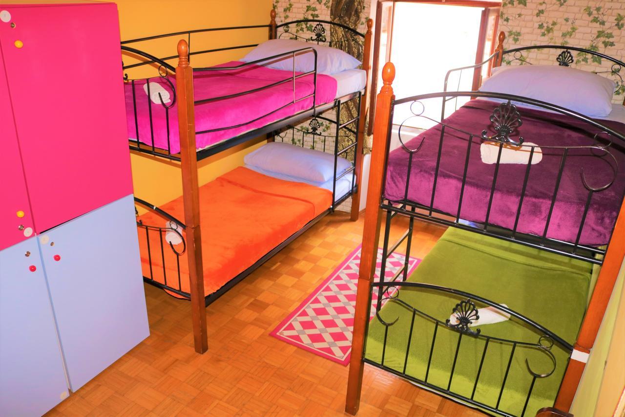 Hostel Alma 2 Porec Exterior photo